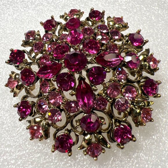 Lisner Two-tone Pink Faceted Rhinestone Brooch Layered Floral Dome Pin Signed - Picture 8 of 11
